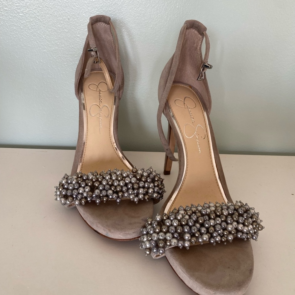 Jessica Simpson Gray Heels size 7.5 GUC